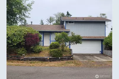 706 Wakina Loop SE, Ocean Shores, WA 98569 - Photo 1