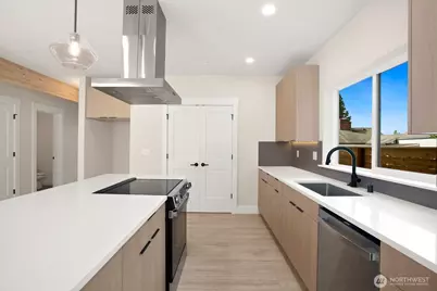 508 SW 137th Street #A, Burien, WA 98166 - Photo 8
