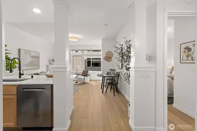 2801 1st Avenue #703, Seattle, WA 98121 - Photo 12