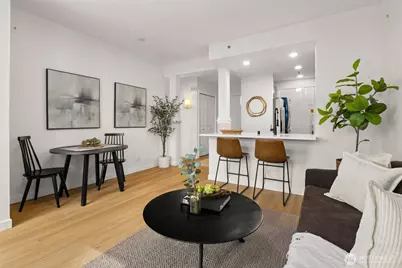 2801 1st Avenue #703, Seattle, WA 98121 - Photo 18