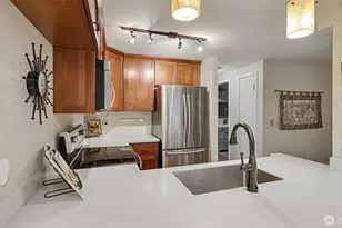 17425 119th Ln SE, Renton, WA 98058 - Photo 4
