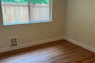 14309 NE 7th Pl, Bellevue, WA 98007 - Photo 6