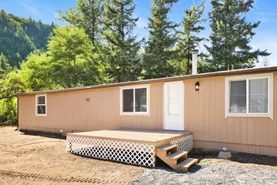 8571 Golden Valley Drive, Maple Falls, WA 98266 - Photo 4