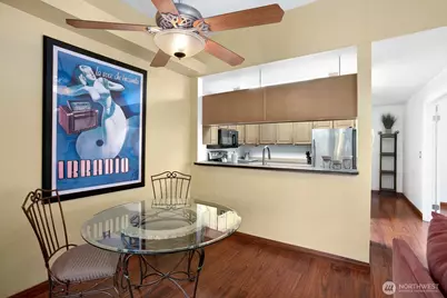 1617 Summit Avenue #42, Seattle, WA 98122 - Photo 10