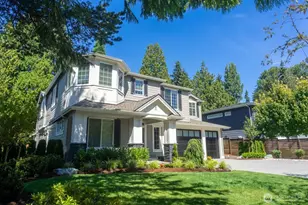10420 NE 112th St, Kirkland, WA 98033 - Photo 2