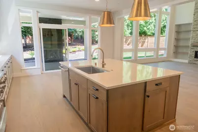 10420 NE 112th Street, Kirkland, WA 98033 - Photo 12