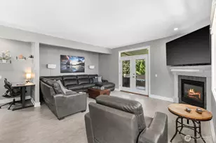 2858 NW 90th Pl, Seattle, WA 98117 - Photo 4