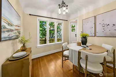 2205 Bigelow Avenue N #10, Seattle, WA 98109 - Photo 6