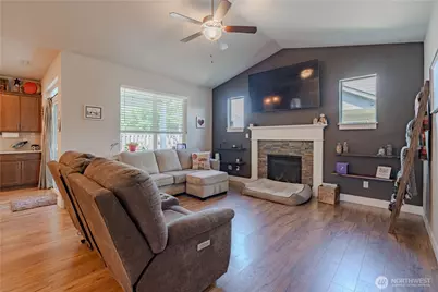 1707 NW 27th Avenue, Battle Ground, WA 98604 - Photo 4