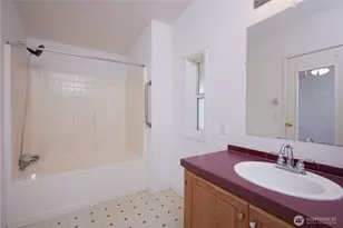 808 SE Mockingbird Dr, College Place, WA 99324 - Photo 14