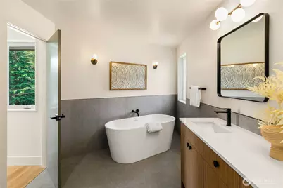 8022 Fauntleroy Way SW, Seattle, WA 98136 - Photo 24