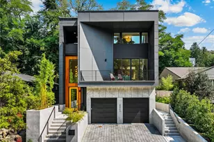 8022 Fauntleroy Wy SW, Seattle, WA 98136 - Photo 2