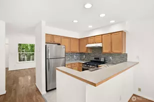 3308 S Holly Pl, Seattle, WA 98118 - Photo 14