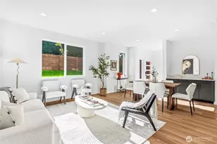 10702 Linden Ave N, Seattle, WA 98133 - Photo 12