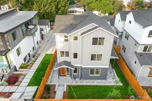 10702 Linden Ave N, Seattle, WA 98133 - Photo 2