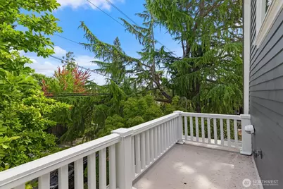1920 NE Naomi Place, Seattle, WA 98115 - Photo 30
