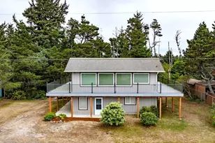30110 J Pl, Ocean Park, WA 98640 - Photo 2