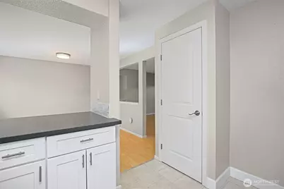 212 SW 146th Street #105, Burien, WA 98166 - Photo 12