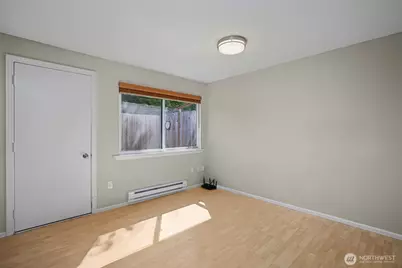 212 SW 146th Street #105, Burien, WA 98166 - Photo 6
