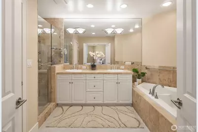 210 Market Street #304, Kirkland, WA 98033 - Photo 18