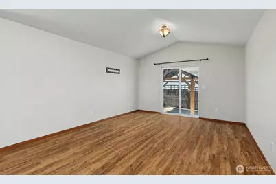 20406 7th Avenue Ct E, Spanaway, WA 98387 - Photo 10