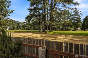 112 Canal Dr NE, Ocean Shores, WA 98569 - Photo 26