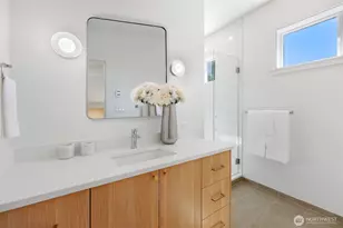 707 B N 65th St, Seattle, WA 98103 - Photo 14