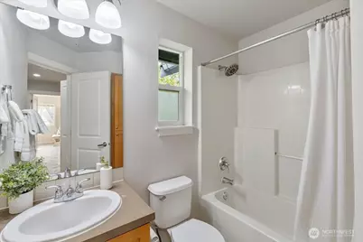 10901 124th Avenue NE #2-4, Kirkland, WA 98033 - Photo 24