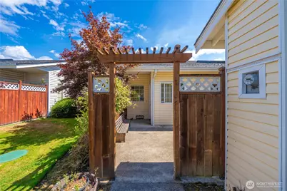 2807 Wilton Lane E, Fife, WA 98424 - Photo 2