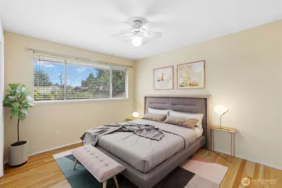 250 110th Place SE, Bellevue, WA 98004 - Photo 22