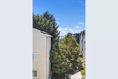 2314 Thorndyke Avenue W #B, Seattle, WA 98199 - Photo 32