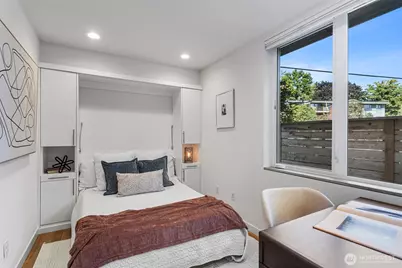 2314 Thorndyke Avenue W #B, Seattle, WA 98199 - Photo 6