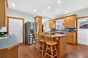 806 N J St, Tacoma, WA 98403 - Photo 16
