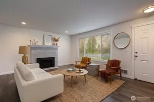 863 SE 6th Ave, Oak Harbor, WA 98277 - Photo 2