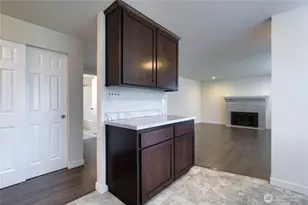 863 SE 6th Ave, Oak Harbor, WA 98277 - Photo 6