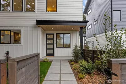 11054 2nd Avenue NW, Seattle, WA 98177 - Photo 2