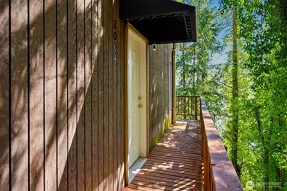 2002 W Lake Sammamish Parkway NE, Redmond, WA 98052 - Photo 32
