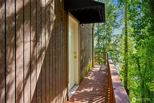 2002 West LK Sammamish Pkwy NE, Redmond, WA 98052 - Photo 32