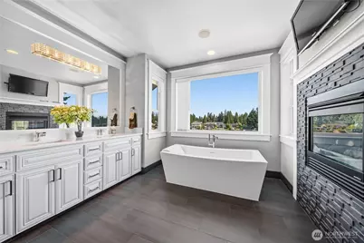 20404 Church Lake Drive E, Bonney Lake, WA 98391 - Photo 16