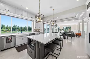 20404 Church Lake Dr E, Bonney Lake, WA 98391 - Photo 12