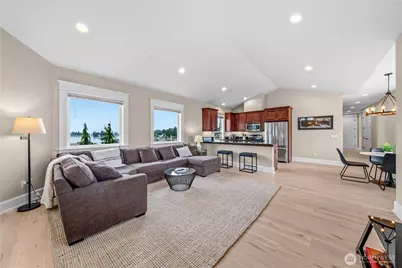 20404 Church Lake Drive E, Bonney Lake, WA 98391 - Photo 22
