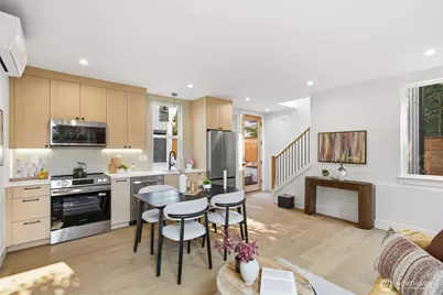 7531 31st Avenue NE, Seattle, WA 98115 - Photo 2