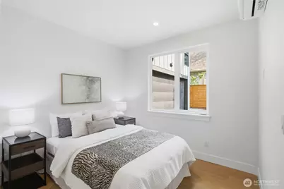7533 31st Avenue NE #B, Seattle, WA 98115 - Photo 12