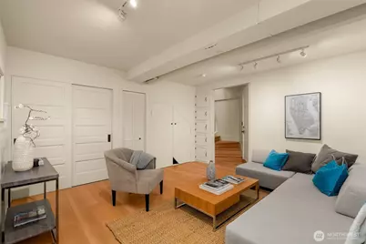 3006 11th Avenue W, Seattle, WA 98119 - Photo 24