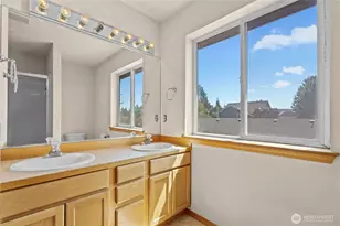404 12th St SE, Auburn, WA 98002 - Photo 10