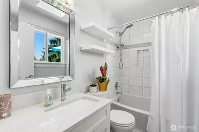 5529 1st Drive W, Everett, WA 98203 - Photo 16
