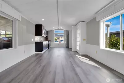 707 37th Street SE #37, Auburn, WA 98002 - Photo 10