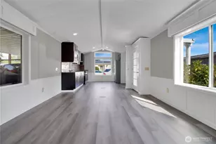 707 37th St SE, Auburn, WA 98002 - Photo 10