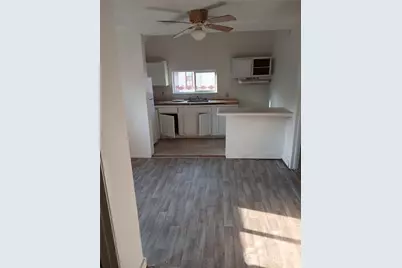 817 S 13th Street, Tacoma, WA 98405 - Photo 4