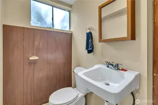 530 Forrest Park Dr, Fircrest, WA 98466 - Photo 22